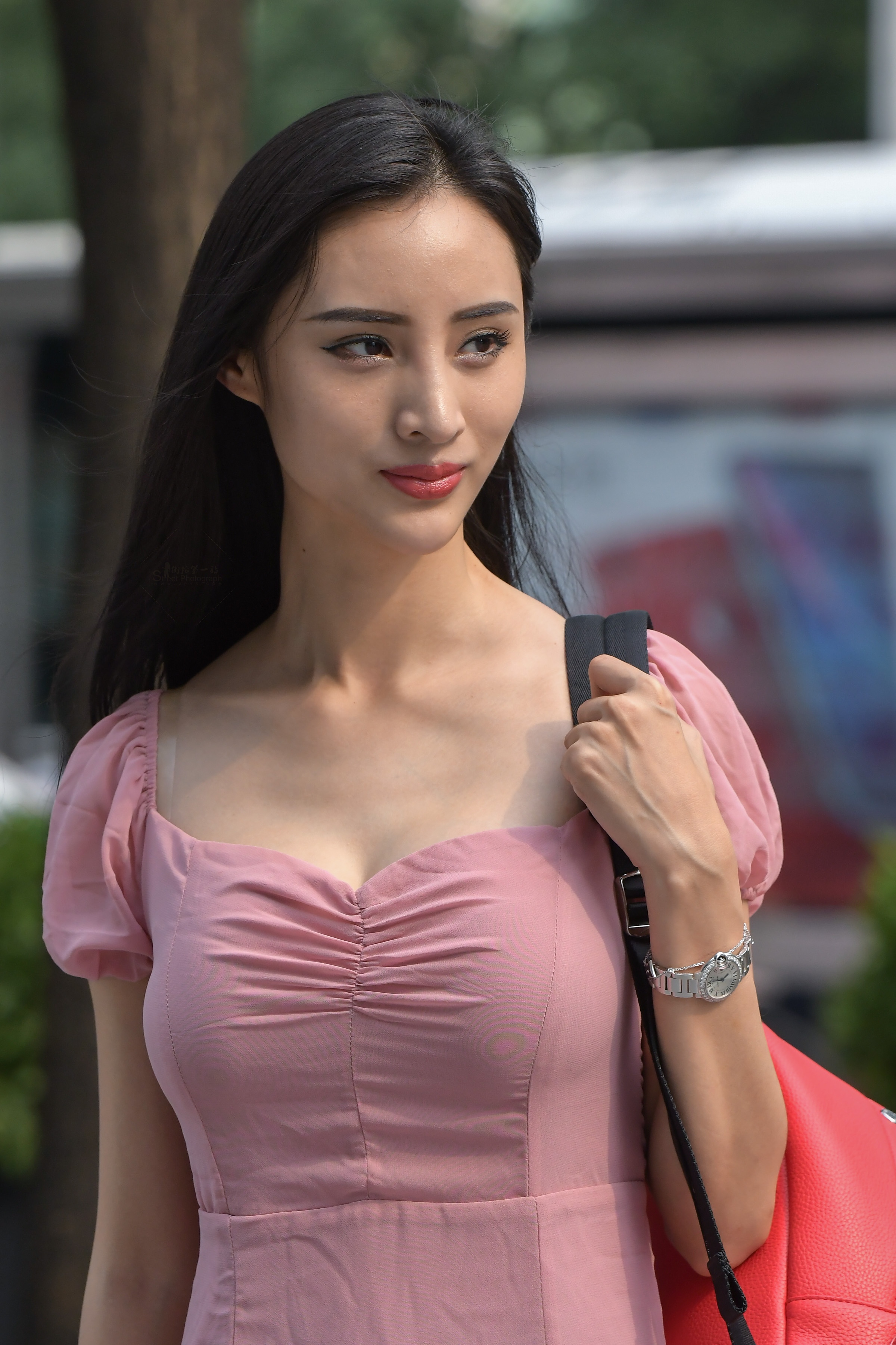 19070209400cb99a284c3048f6.jpg